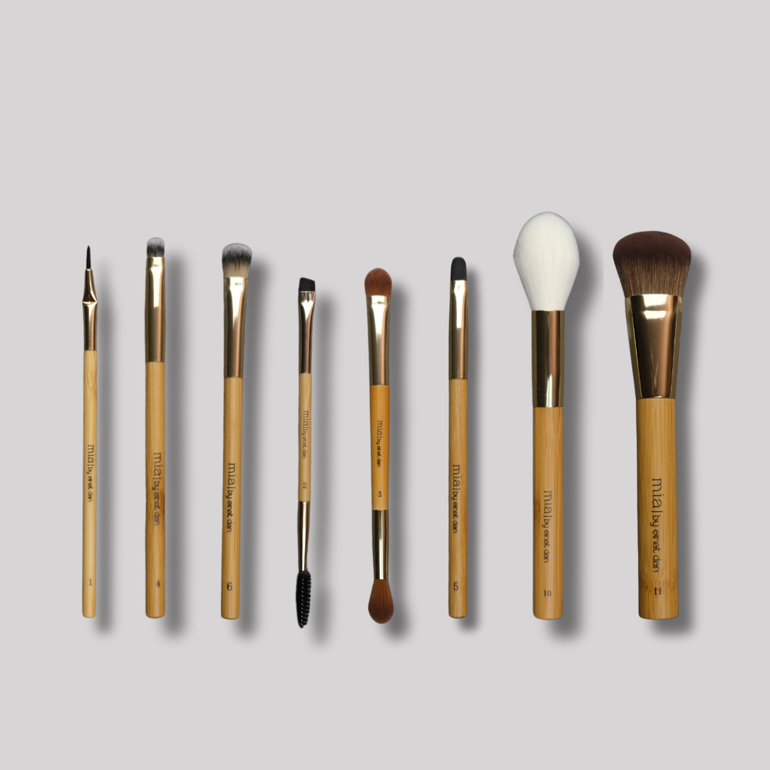 M.I.A. TERRA COLLECTION 8 Brushes Foundation, Powder, Eyes and lips NO 1,2,3,4,5,6,10,11